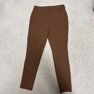 Chico's So Slimming Brown Pants
